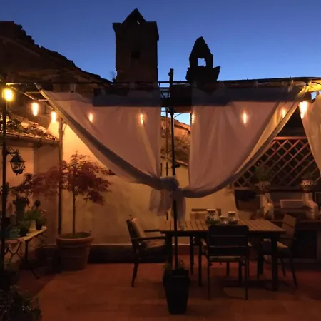 A Palazzo Fortebracci Bed & Breakfast *